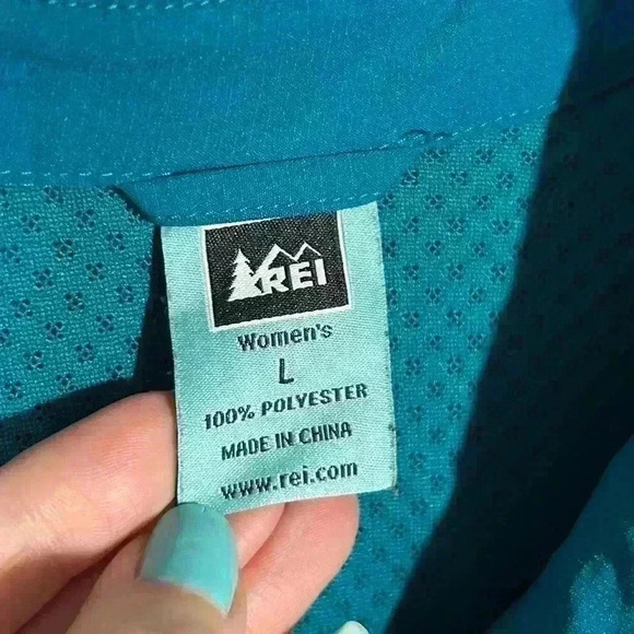 REI Sahara Long Sleeve Shirt. Teal, Size Large. Tons of pockets, vented back. - Picture 11 of 16